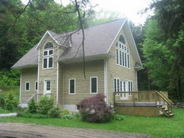  - Country homes for sale and luxury real estate including horse farms and property in the Caledon and King City areas near Toronto